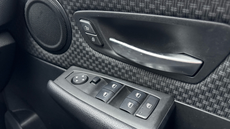 BMW 2 Series 218i SE 5dr Petrol Estate